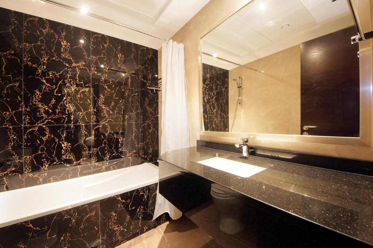 Luxury 3br By Elite Downtown Apartment